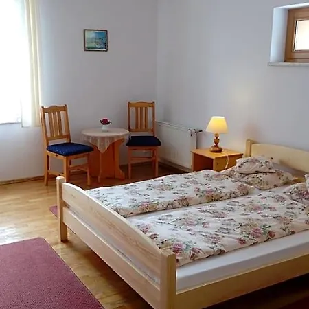 Gospodarstwo Agroturystyczne-pensjonat Sad