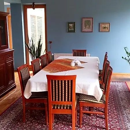 Gospodarstwo Agroturystyczne-pensjonat Sad 住宿加早餐酒店 Podgórzyn