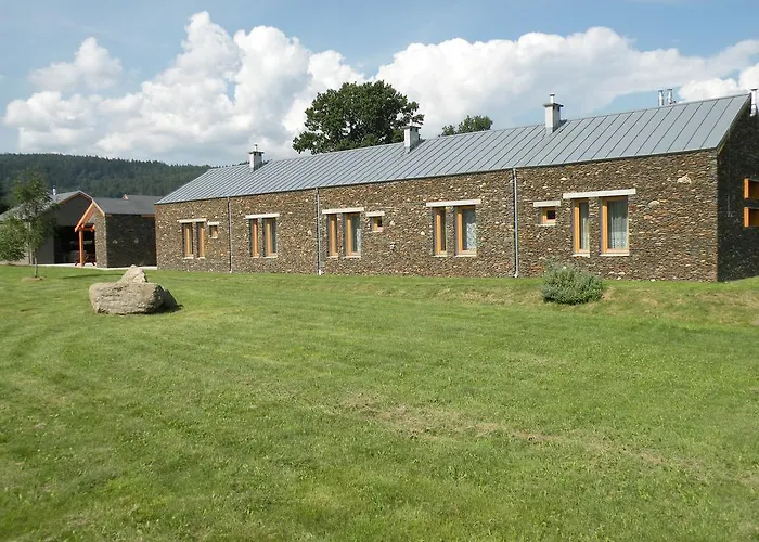 Bed & Breakfast Gospodarstwo Agroturystyczne-pensjonat Sad Podgorzyn