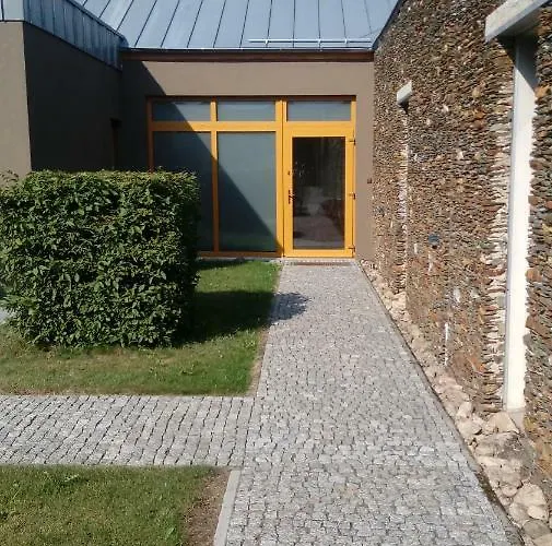 Bed & Breakfast Gospodarstwo Agroturystyczne-pensjonat Sad 3*